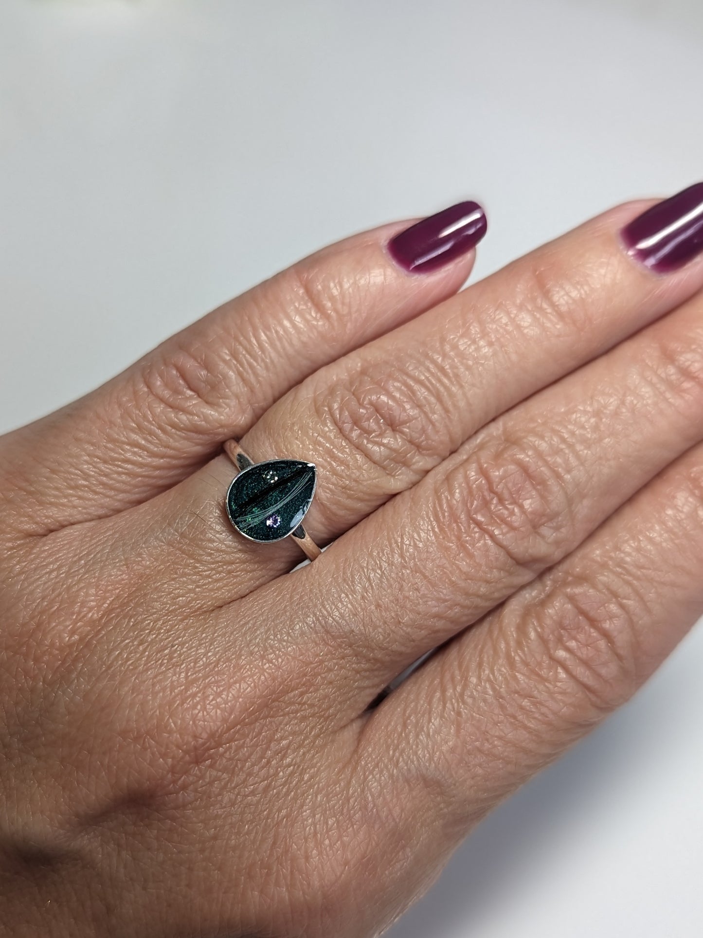 Teardrop ring