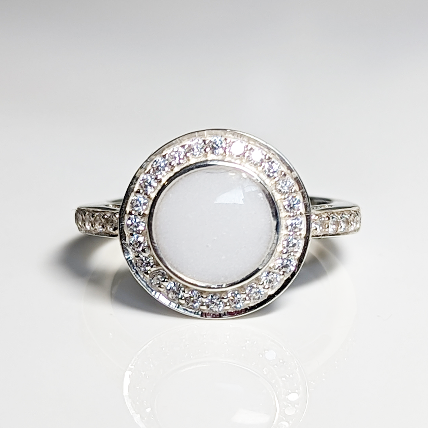 Round Halo ring - 8mm bezel