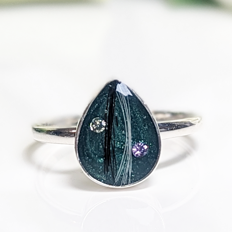 Teardrop ring