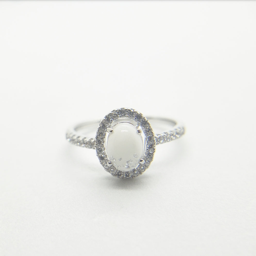 Camryn Halo Oval ring