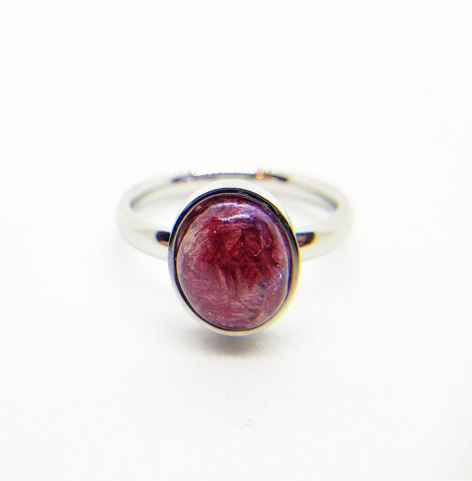Oval Keepsake ring