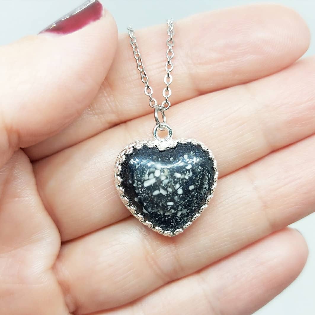 18 mm Sterling Silver Crown Heart Pendant