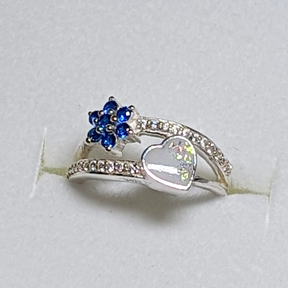 Birthstone Flower ring