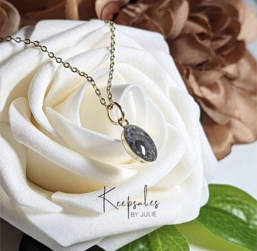 8x10mm Oval Gold Filled pendant