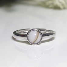 Load image into Gallery viewer, 6 mm stone sterling silver ring