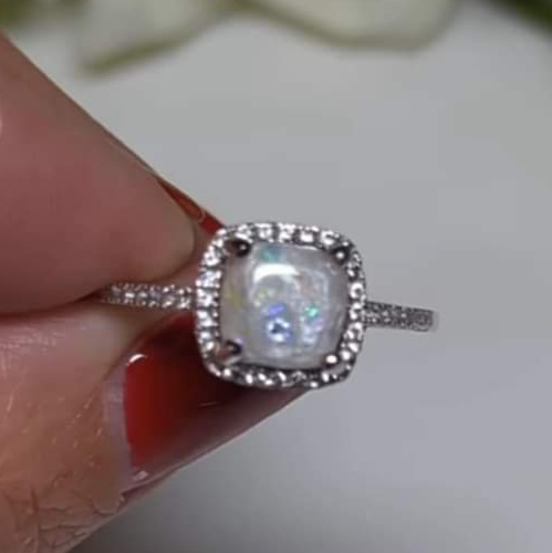 Brooklyn Halo ring