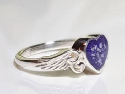 Angel Wings Heart ring