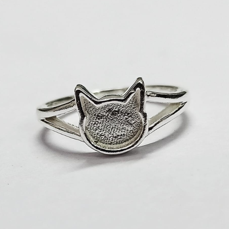 Kitty Keepsake Ring - 7 mm