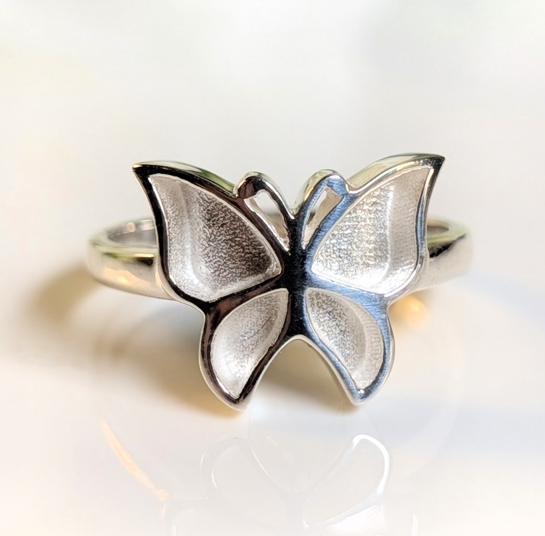 Butterfly Ring - 13mm