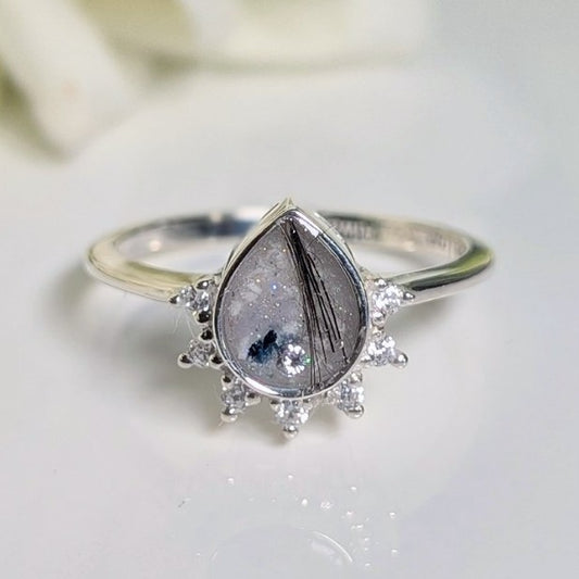 Pear Ring - 6x8 mm