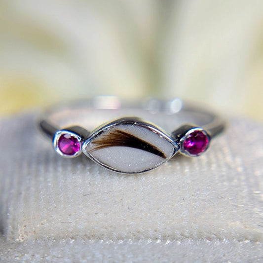 Dainty Marquise ring - 4x8 mm bezel