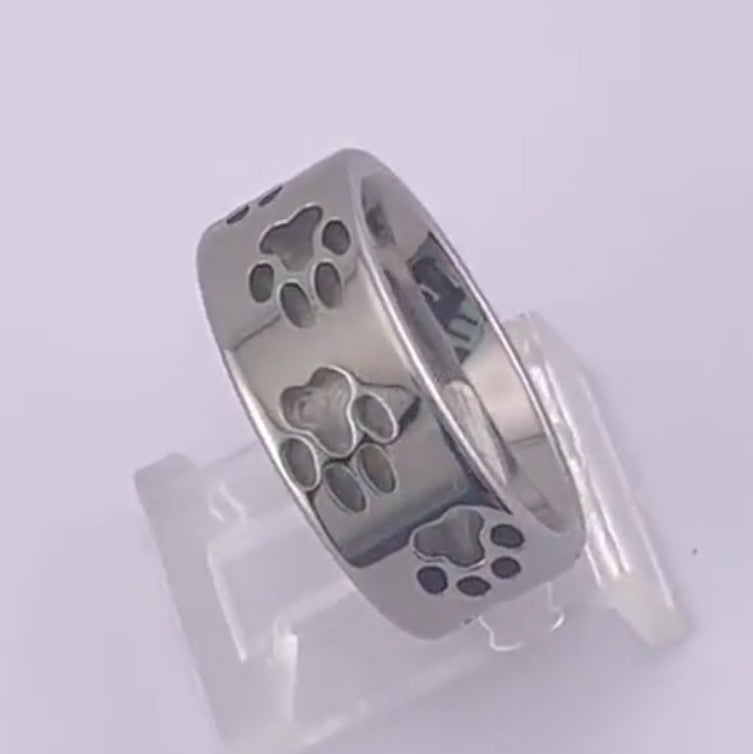 Paw Print Titanium Ring - 8mm width