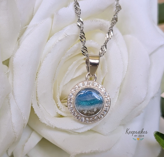 Round Halo Pendant with Chain - 8mm bezel