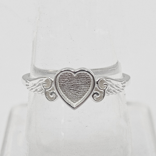 Angel Wings Heart ring