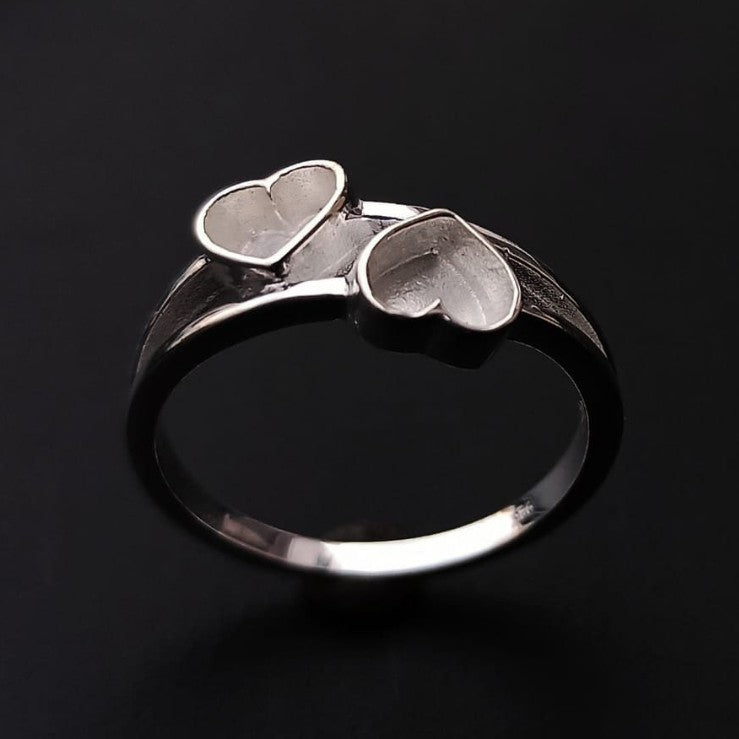 Double Heart ring - 6mm hearts