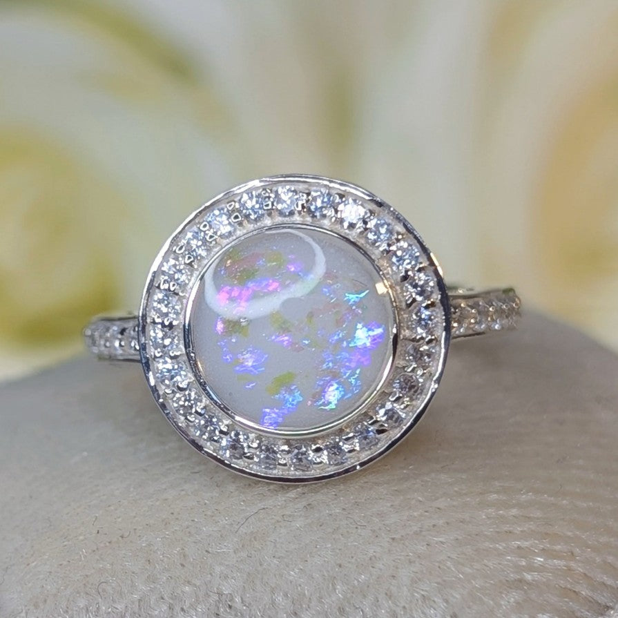 Round Halo ring - 8mm bezel