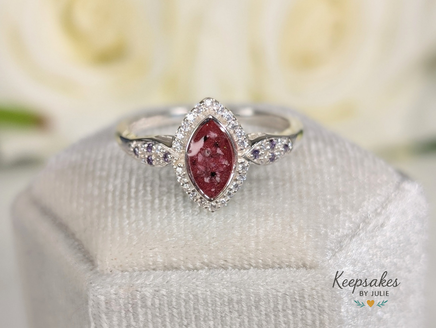 Dainty Marquise Halo ring - 4x8mm