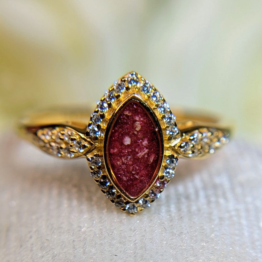 Dainty Marquise Halo ring - 4x8mm