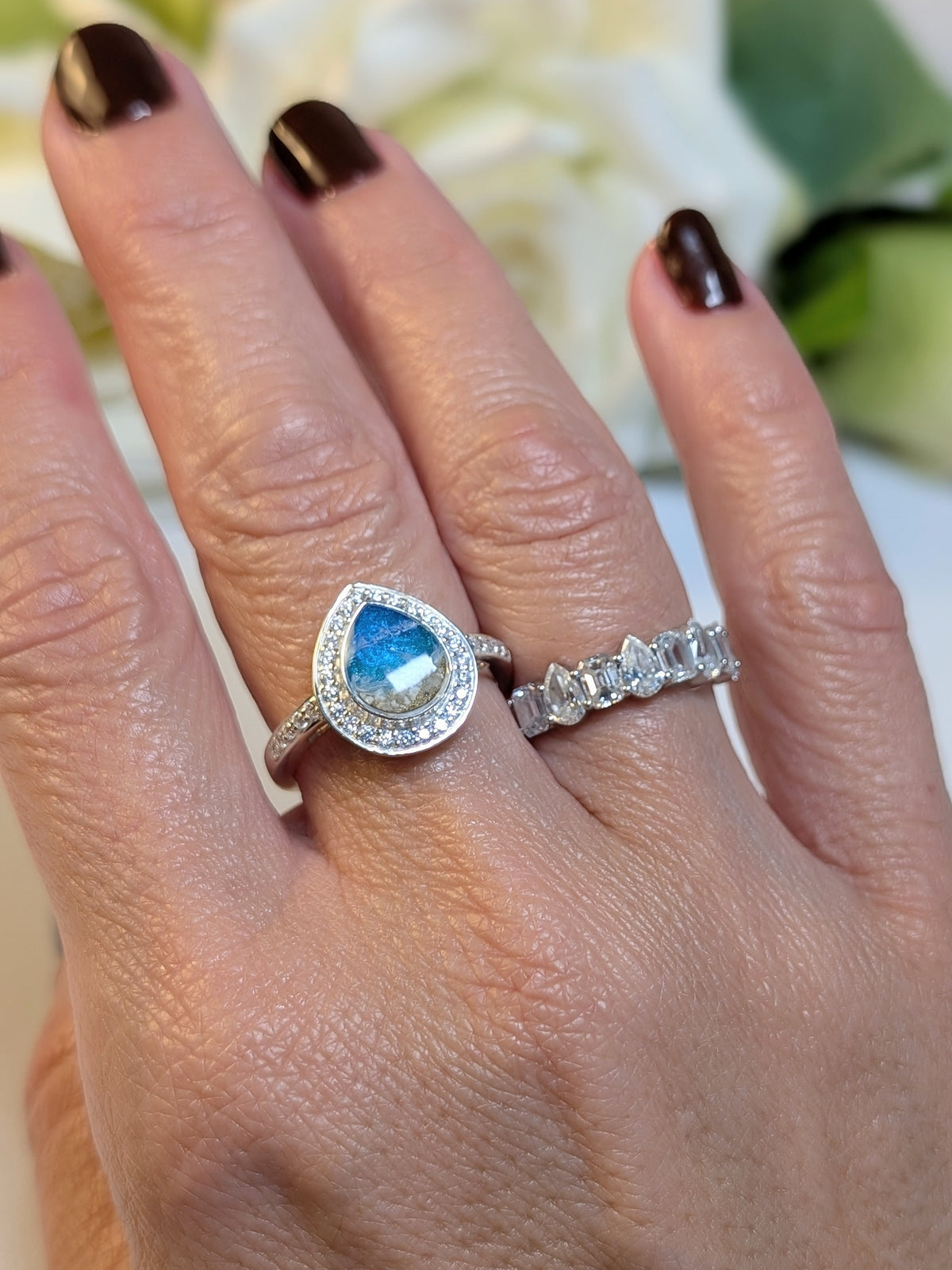 Pear shaped Halo ring - 7x9 mm bezel