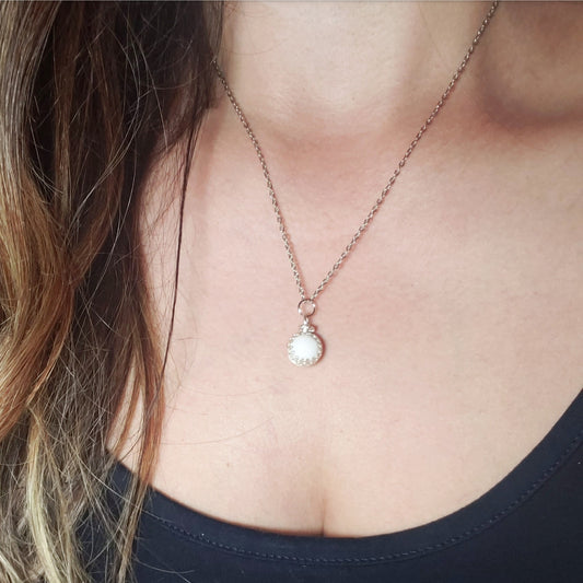10 mm Pearl sterling silver pendant