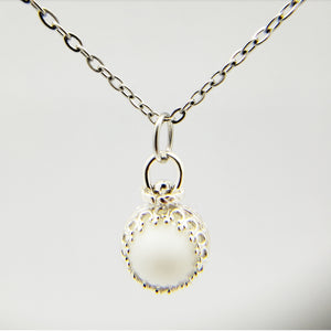 10 mm Pearl sterling silver pendant