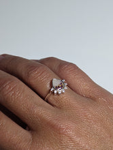 Load image into Gallery viewer, 6x8 mm Pear Ring