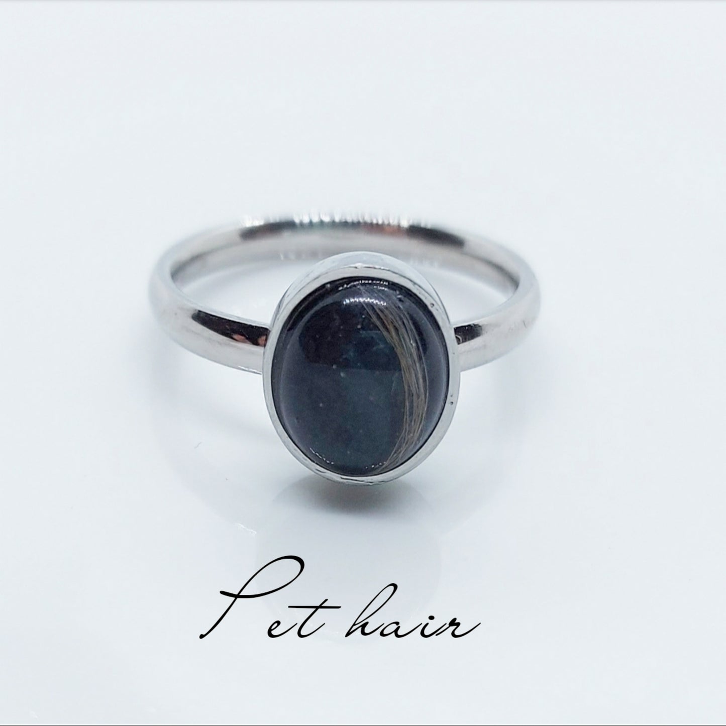 Oval Keepsake ring